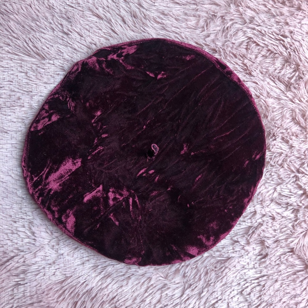 Forever 21 Burgundy Beret